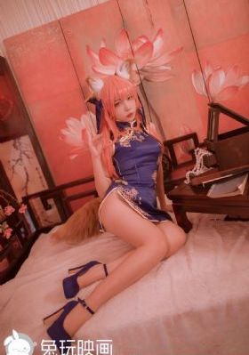 欧美理仑色情片_十万网红美女美酱